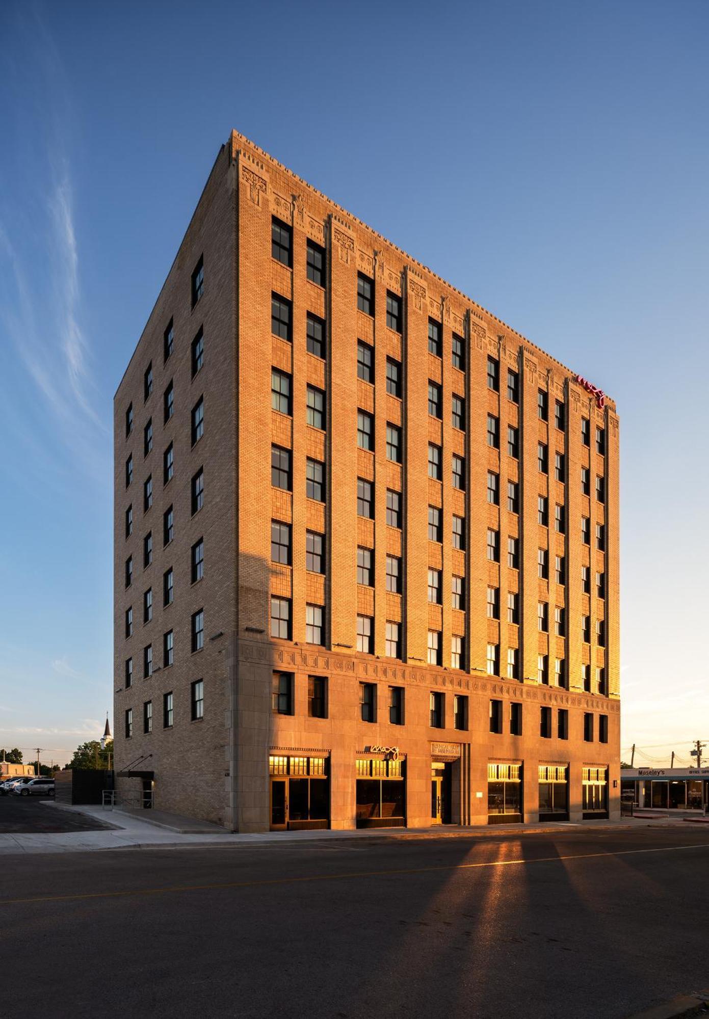 Moxy Springfield Downtown Hotel Exterior photo