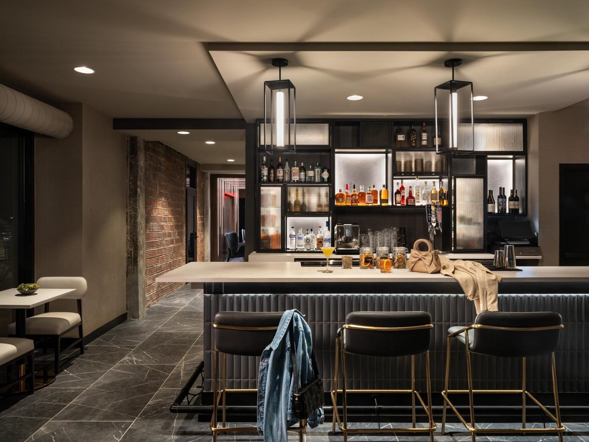 Moxy Springfield Downtown Hotel Exterior photo