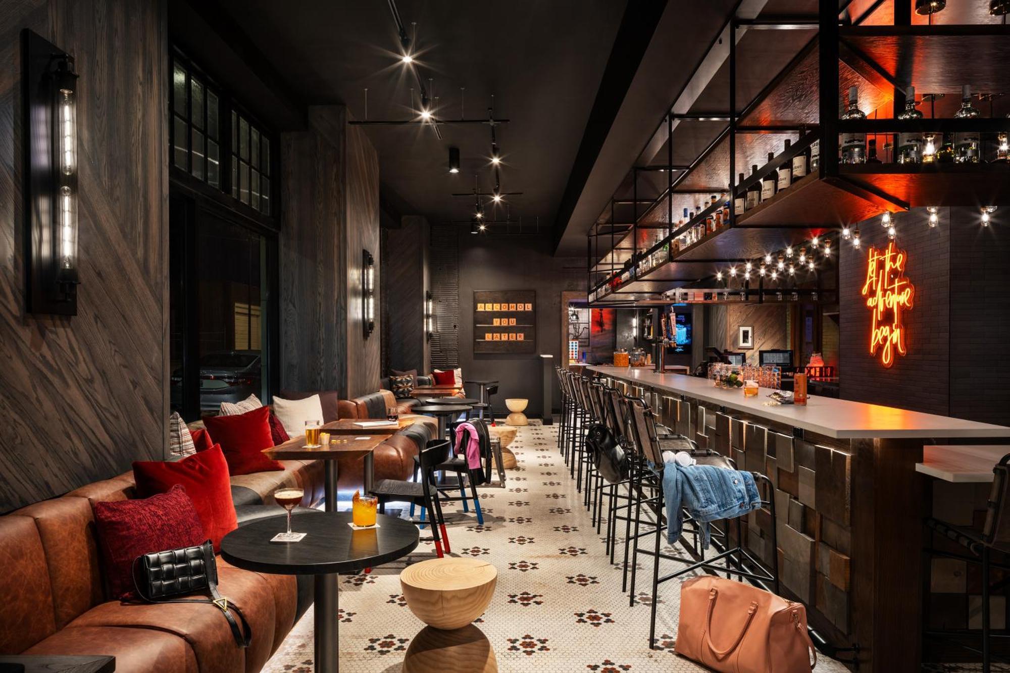 Moxy Springfield Downtown Hotel Exterior photo